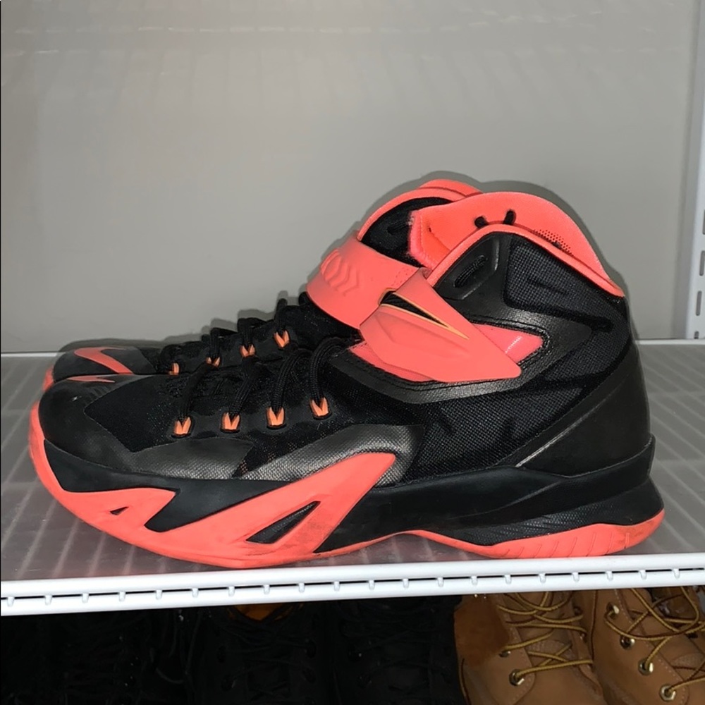 Nike LeBron Zoom Soldier VIII Floridians